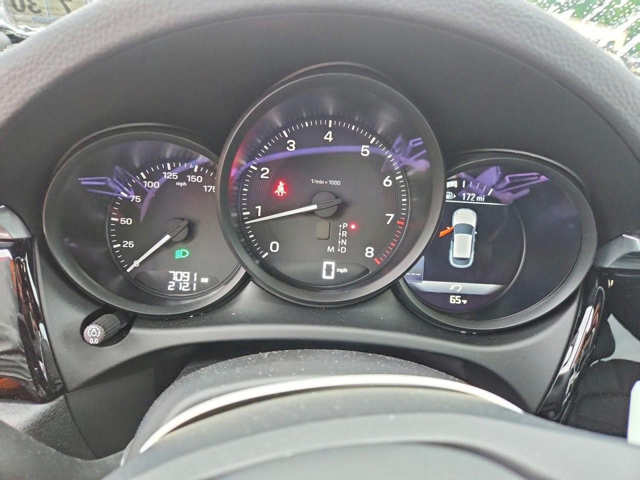 2025 PORSCHE MACAN Macan, Macan T