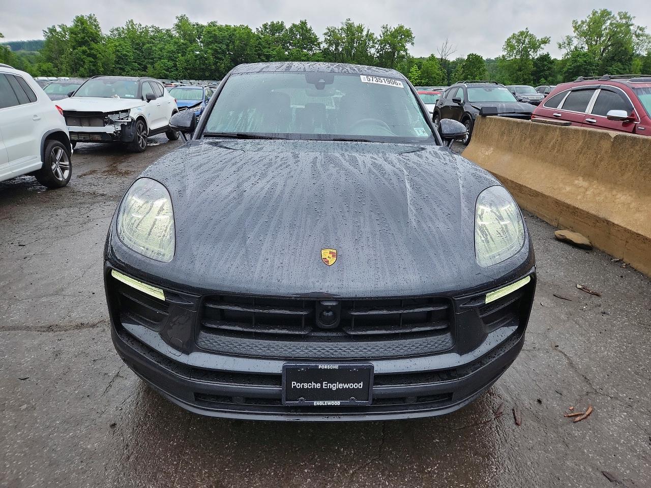 2025 PORSCHE MACAN Macan, Macan T