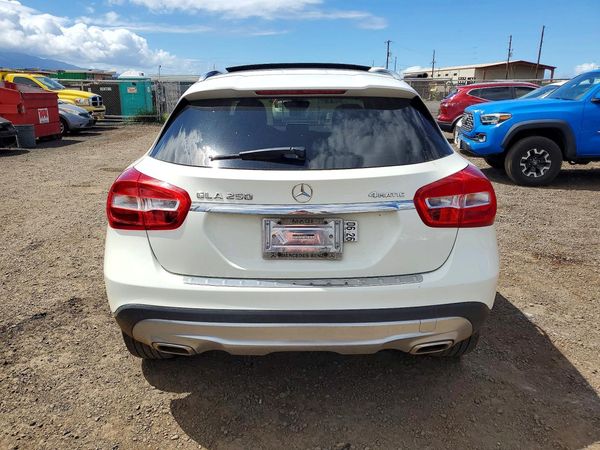 2016 MERCEDES-BENZ GLA