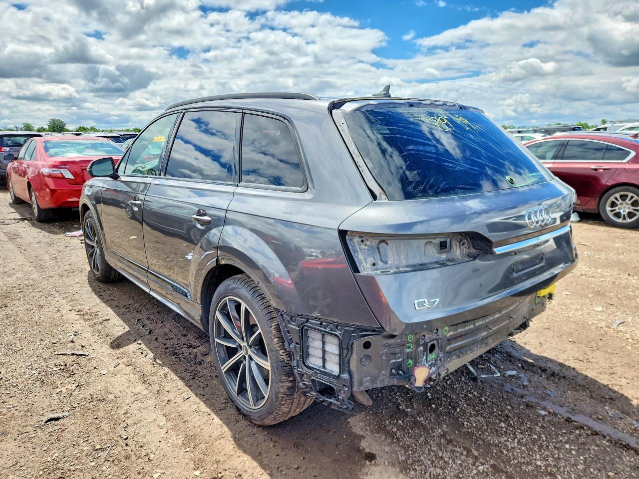 2021 AUDI Q7 quattro Prestige