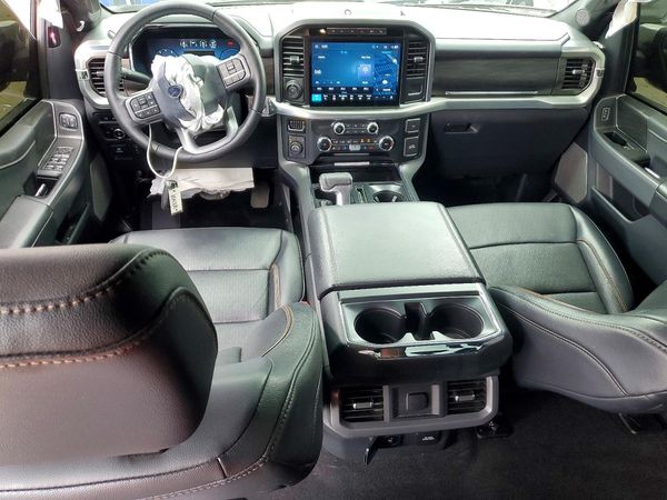 2024 FORD F150