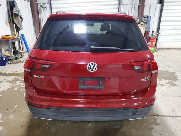 2018 VOLKSWAGEN TIGUAN 4Motion S