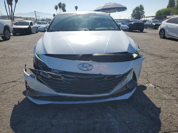 2021 HYUNDAI ELANTRA SEL w/ Premium Pkg