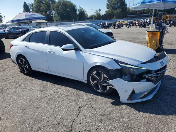 2021 HYUNDAI ELANTRA SEL w/ Premium Pkg