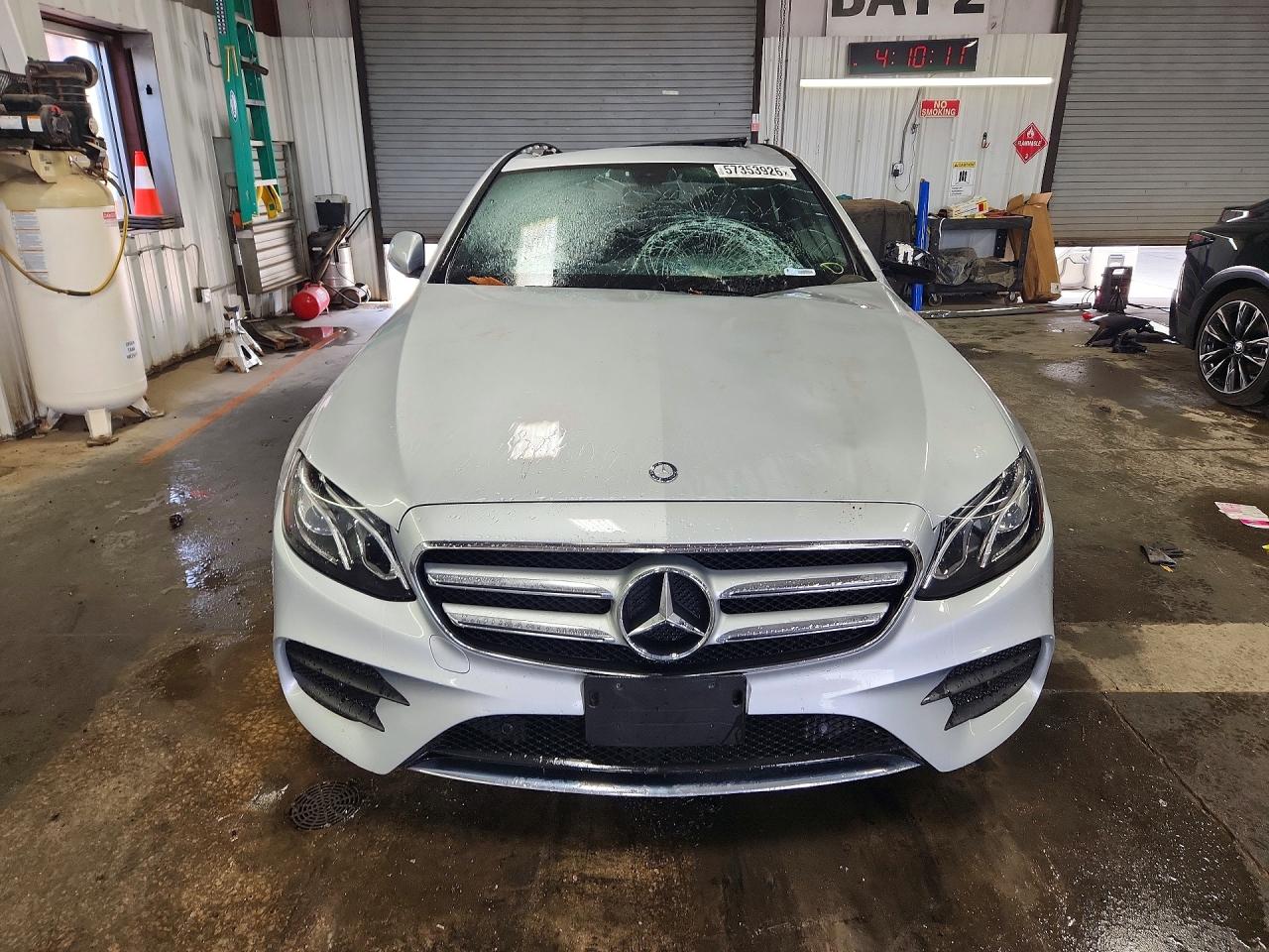 2017 MERCEDES-BENZ E E300-4M