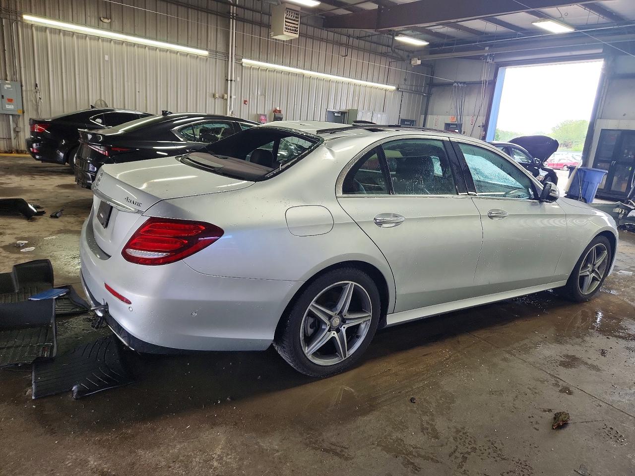 2017 MERCEDES-BENZ E E300-4M