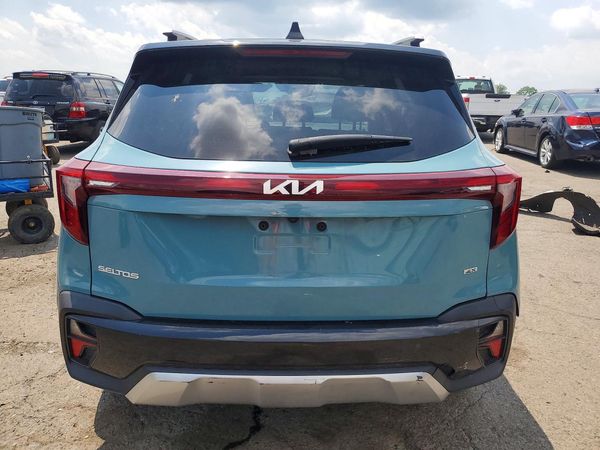 2024 KIA SELTOS S, X-Line