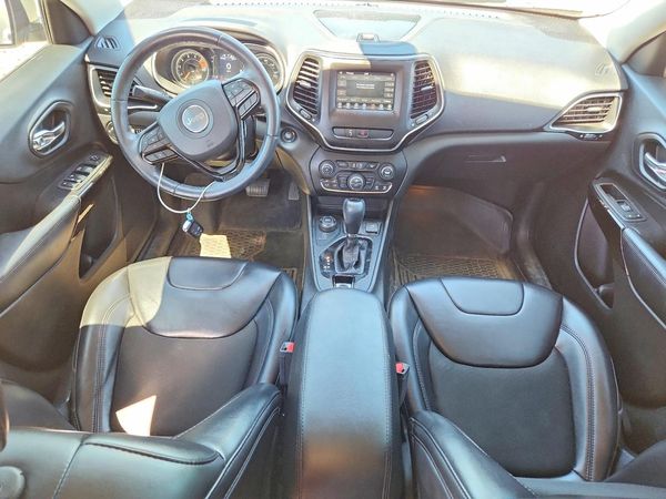 2019 JEEP CHEROKEE LATITUDE PLUS 4X4