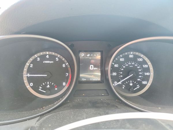 2017 HYUNDAI SANTA FE SPORT Base