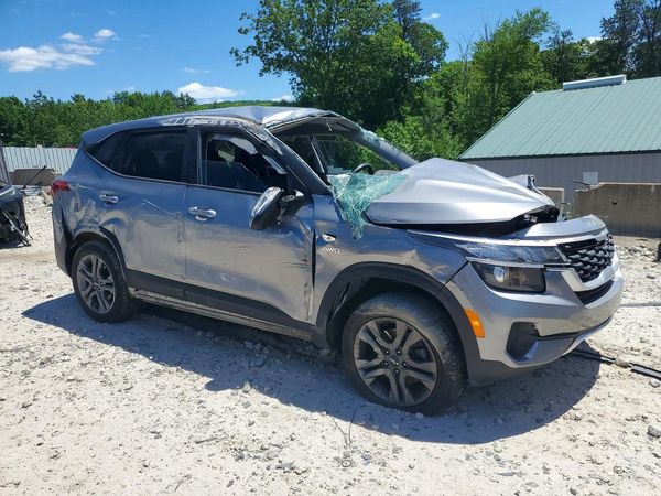 2023 KIA SELTOS