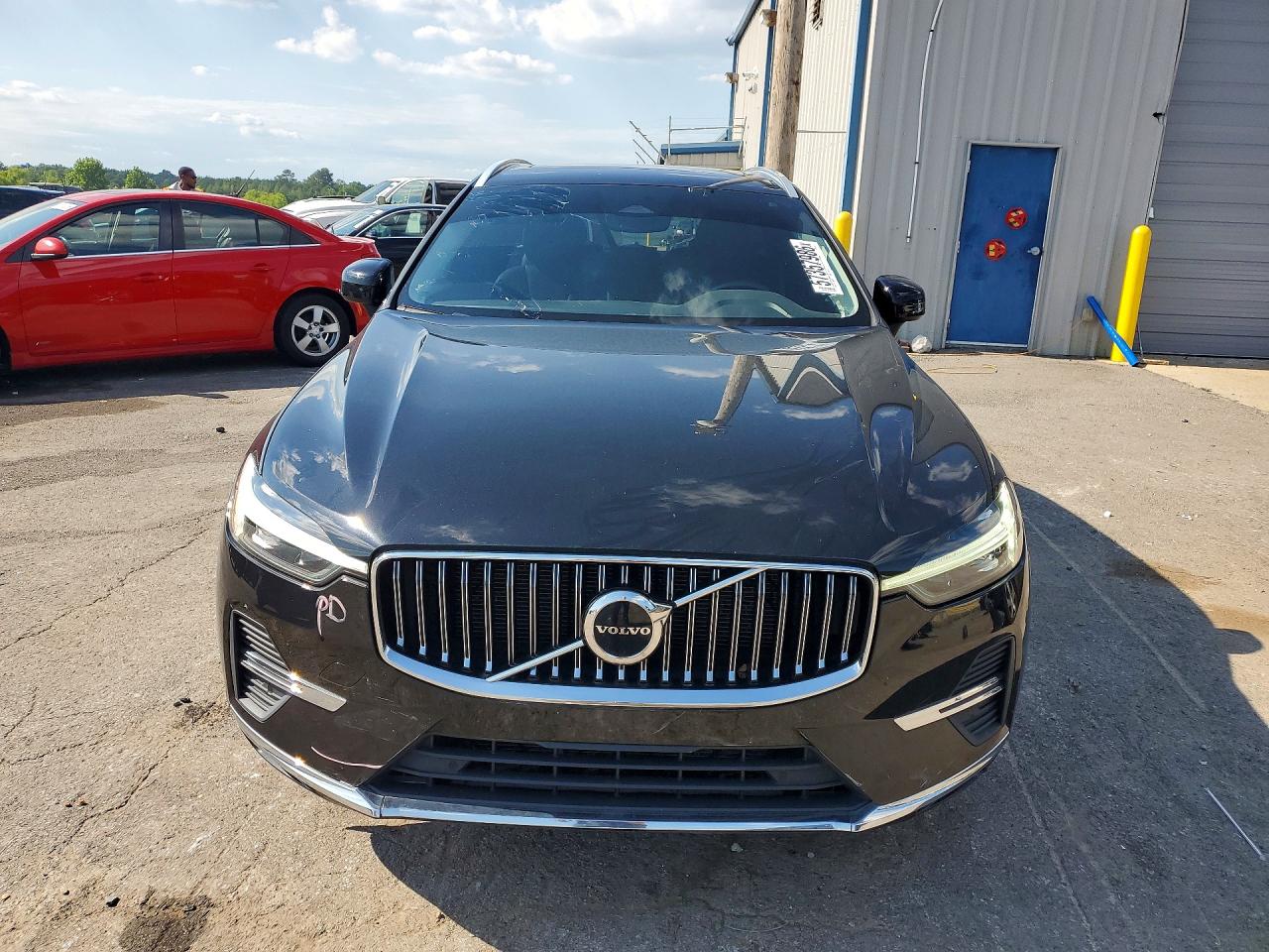2022 VOLVO XC60 Inscription