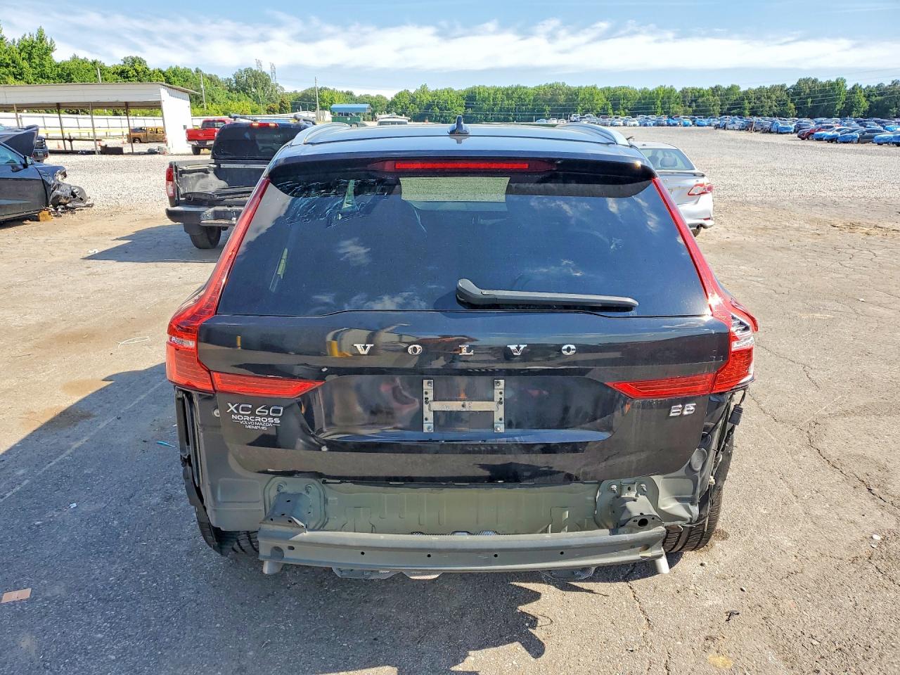 2022 VOLVO XC60 Inscription