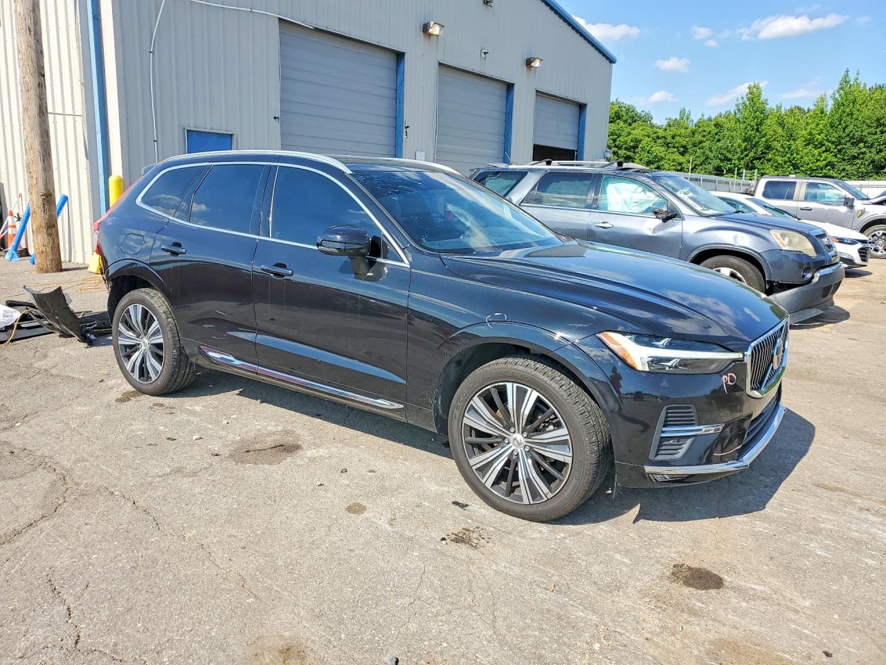 2022 VOLVO XC60 Inscription