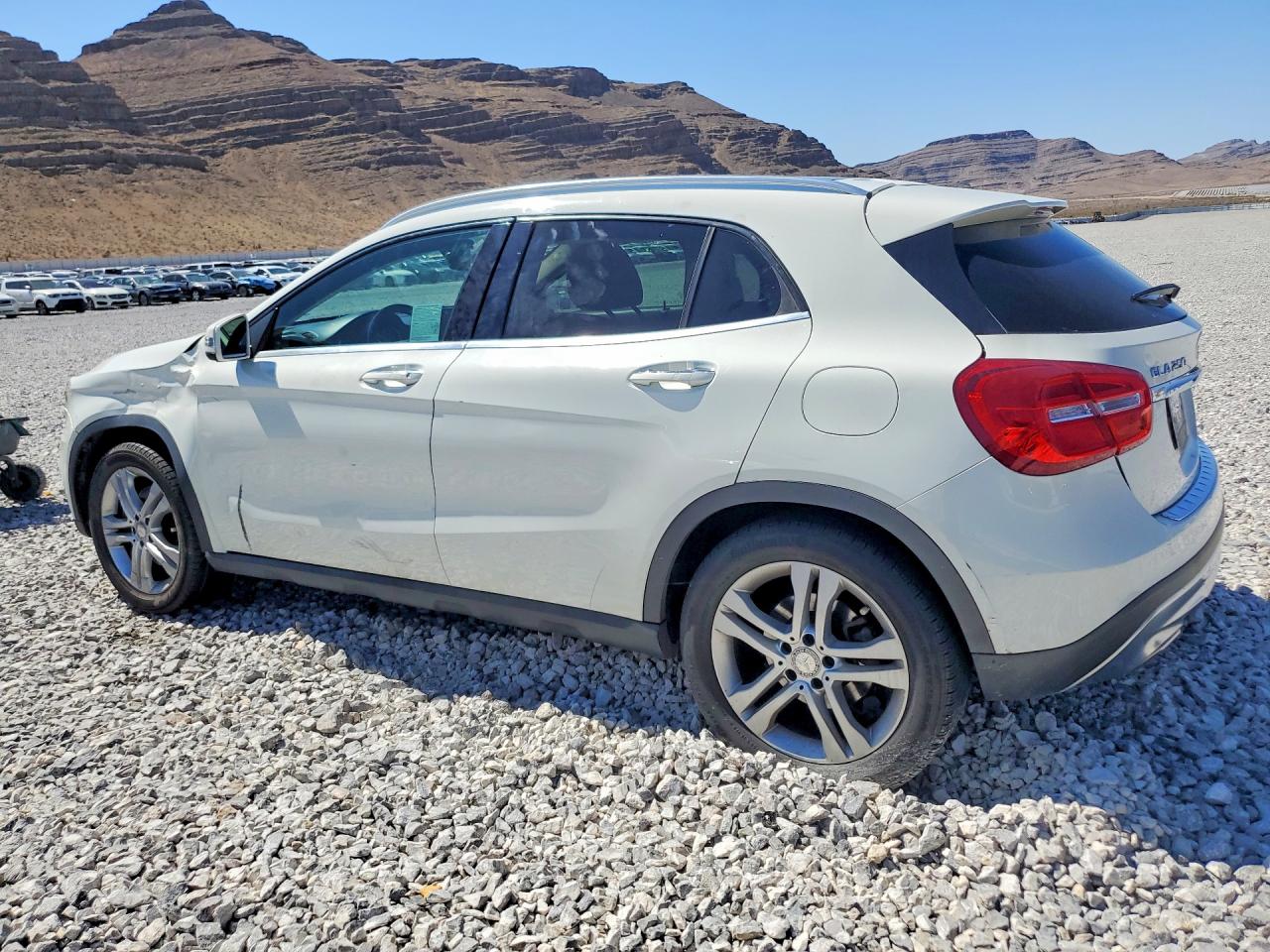 2015 MERCEDES-BENZ GLA GLA250