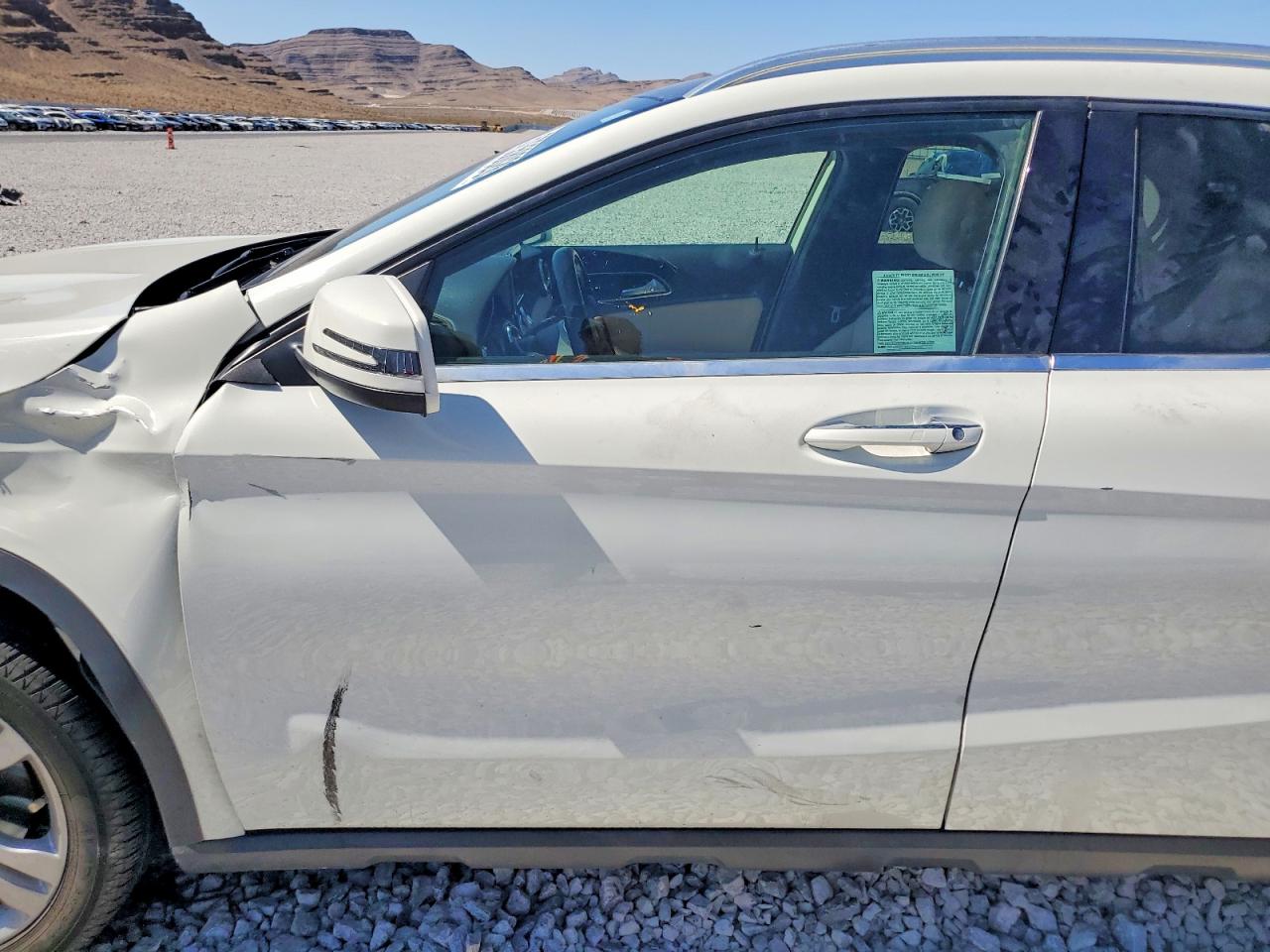 2015 MERCEDES-BENZ GLA GLA250