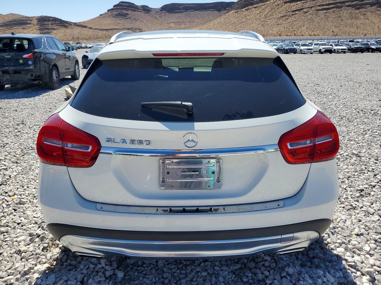 2015 MERCEDES-BENZ GLA GLA250