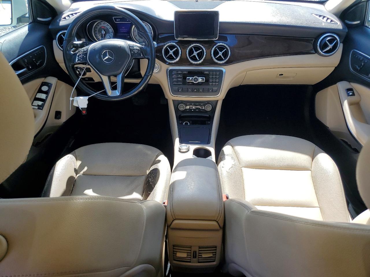 2015 MERCEDES-BENZ GLA GLA250