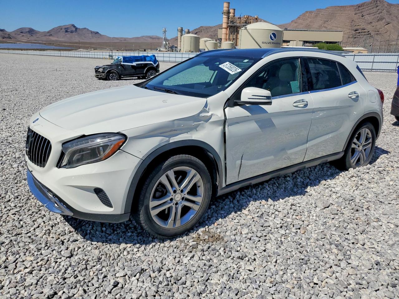 2015 MERCEDES-BENZ GLA GLA250