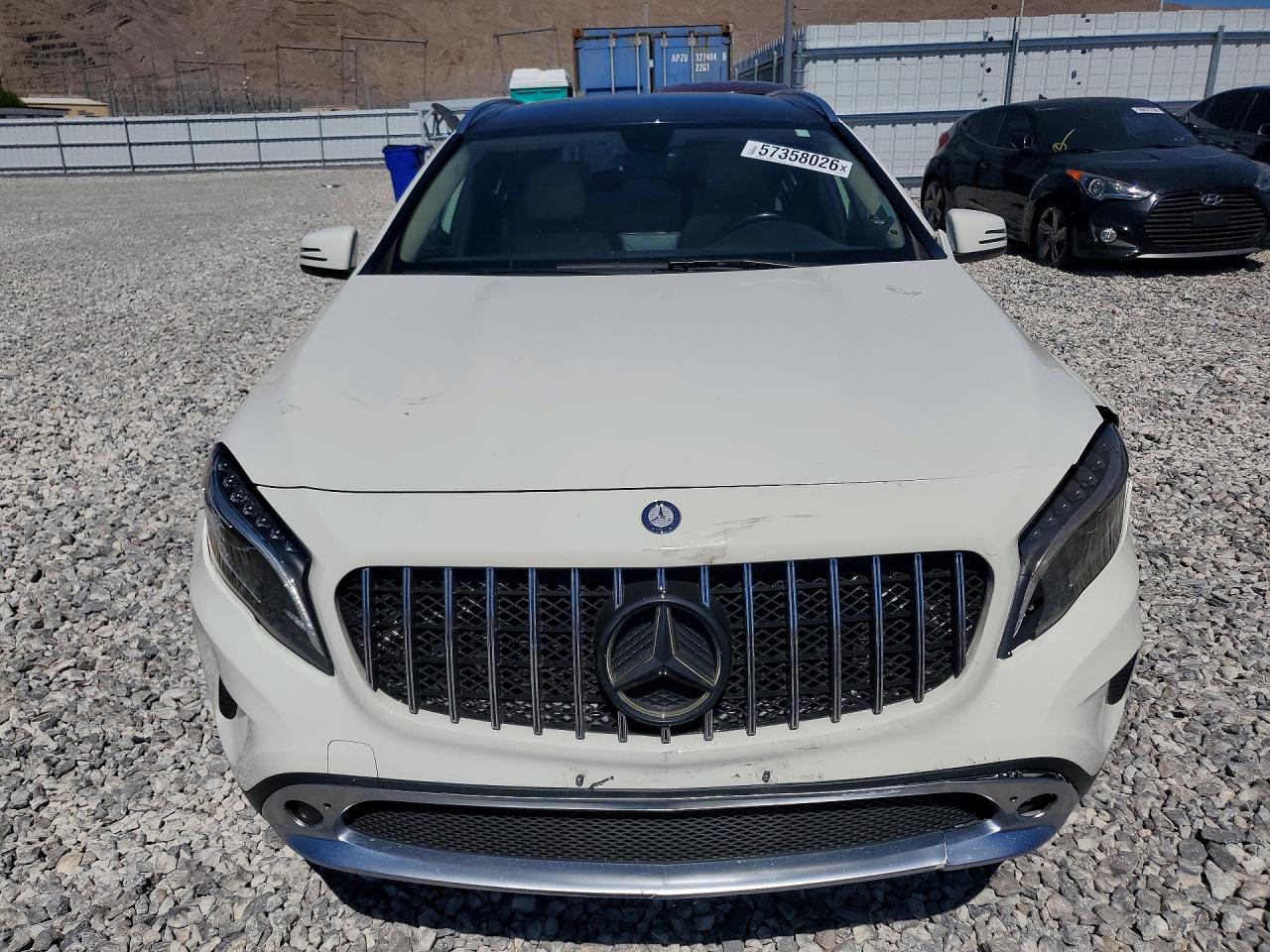 2015 MERCEDES-BENZ GLA GLA250