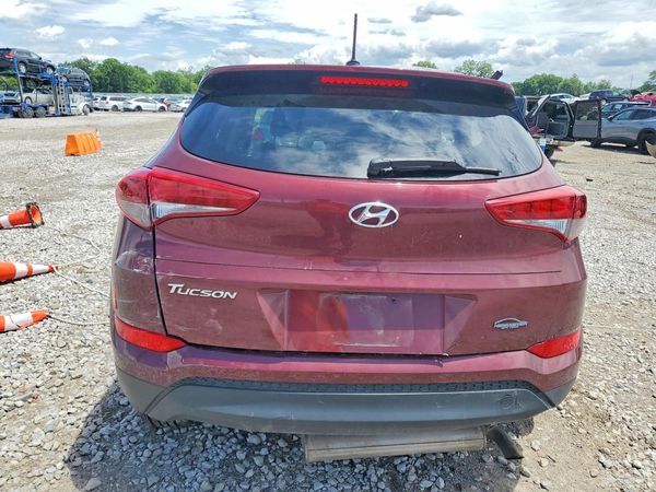 2017 HYUNDAI TUCSON SE (no options)