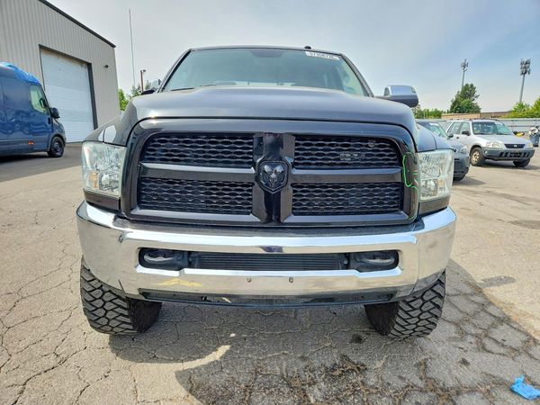 2015 RAM 2500 SLT CREW CAB 4X4