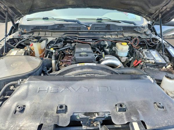 2015 RAM 2500 SLT CREW CAB 4X4
