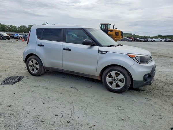 2019 KIA SOUL Base