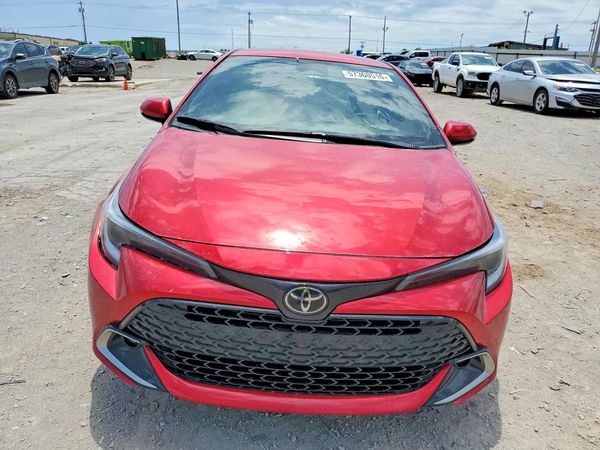 2025 TOYOTA COROLLA