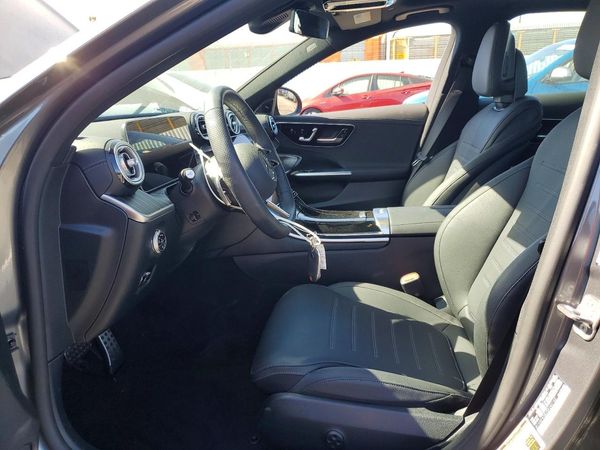 2025 MERCEDES-BENZ C C300
