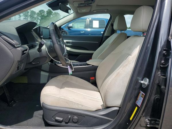 2022 HYUNDAI SONATA