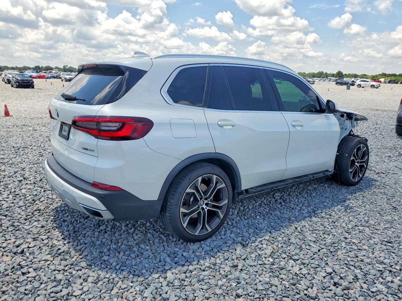 2022 BMW X5 sDrive40i