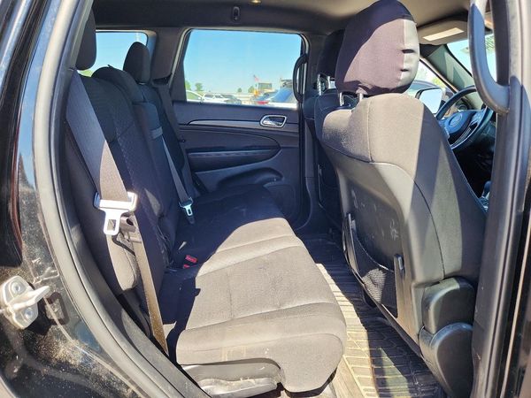2018 JEEP GRAND CHEROKEE Laredo