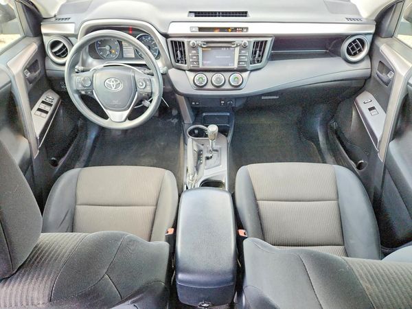2018 TOYOTA RAV4 LE