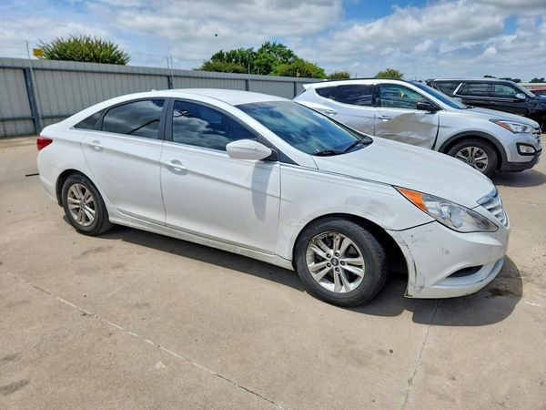 2013 HYUNDAI SONATA GLS/ GLS Popular