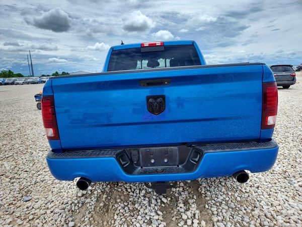 2018 RAM 1500 SPORT CREW CAB 4X2