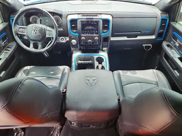 2018 RAM 1500 SPORT CREW CAB 4X2