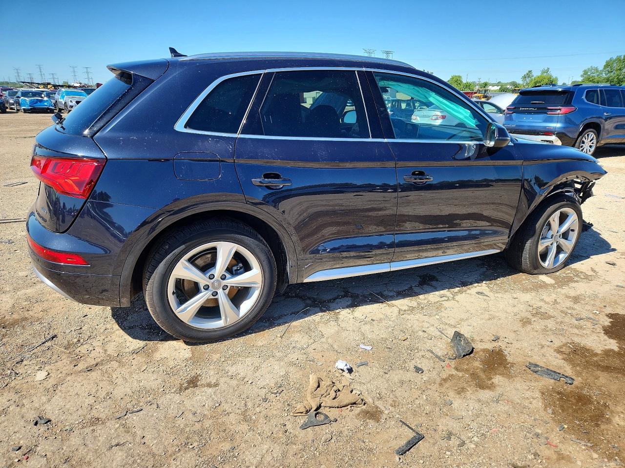 2020 AUDI Q5 quattro Premium Plus