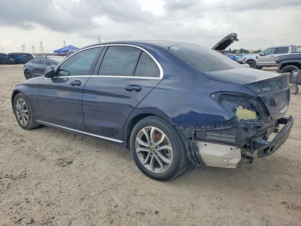 2018 MERCEDES-BENZ C C300