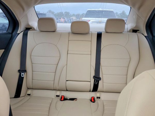 2018 MERCEDES-BENZ C C300