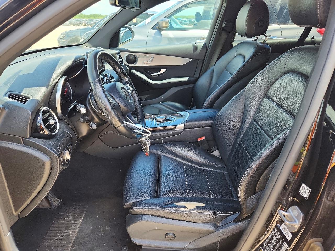 2017 MERCEDES-BENZ GLC GLC300