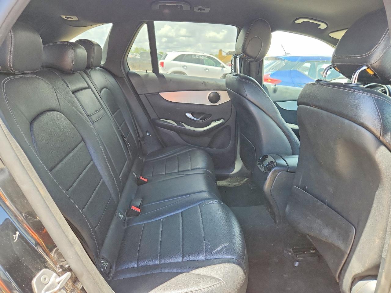 2017 MERCEDES-BENZ GLC GLC300