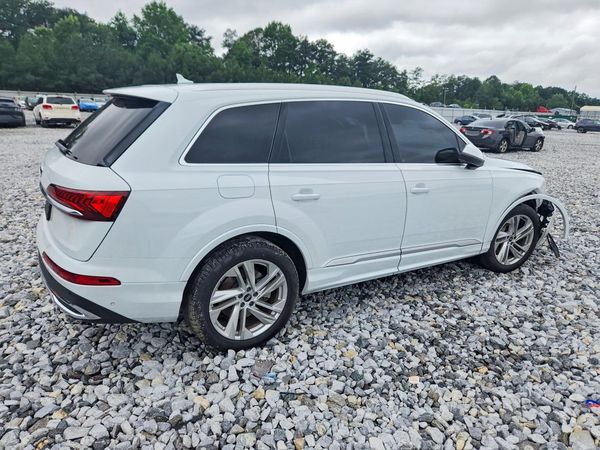 2021 AUDI Q7 quattro Premium