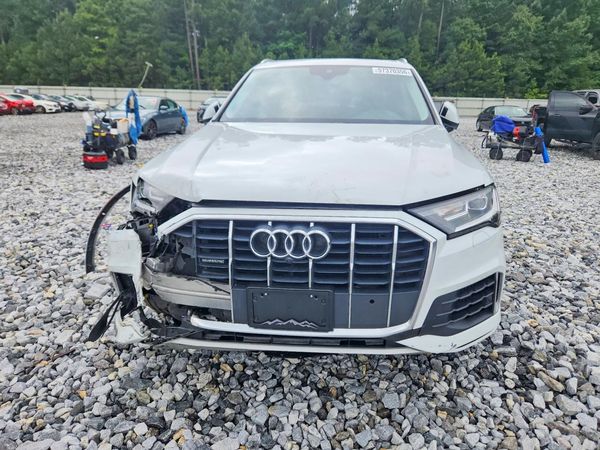2021 AUDI Q7 quattro Premium