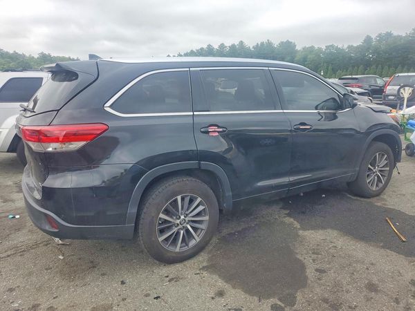 2018 TOYOTA HIGHLANDER SE/XLE