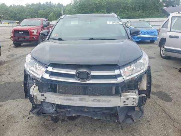 2018 TOYOTA HIGHLANDER SE/XLE