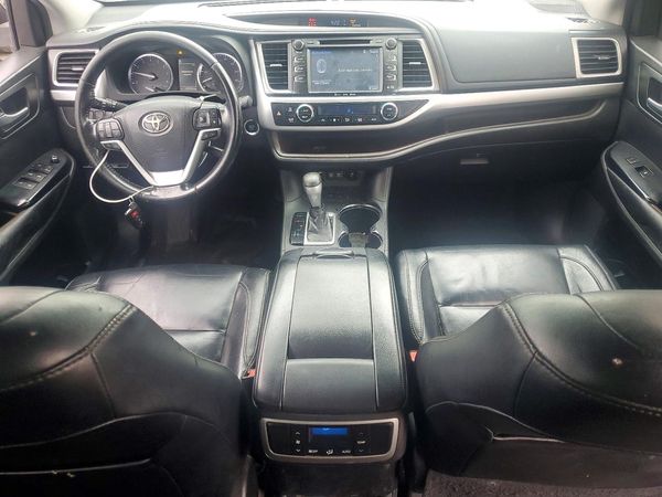 2018 TOYOTA HIGHLANDER SE/XLE