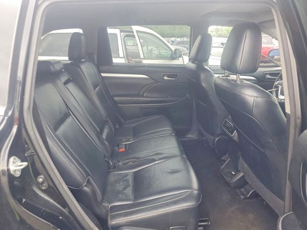 2018 TOYOTA HIGHLANDER SE/XLE