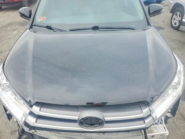 2018 TOYOTA HIGHLANDER SE/XLE