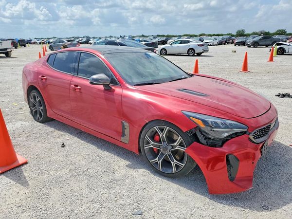 2018 KIA STINGER GT2