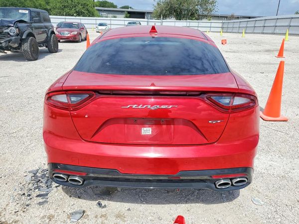 2018 KIA STINGER GT2